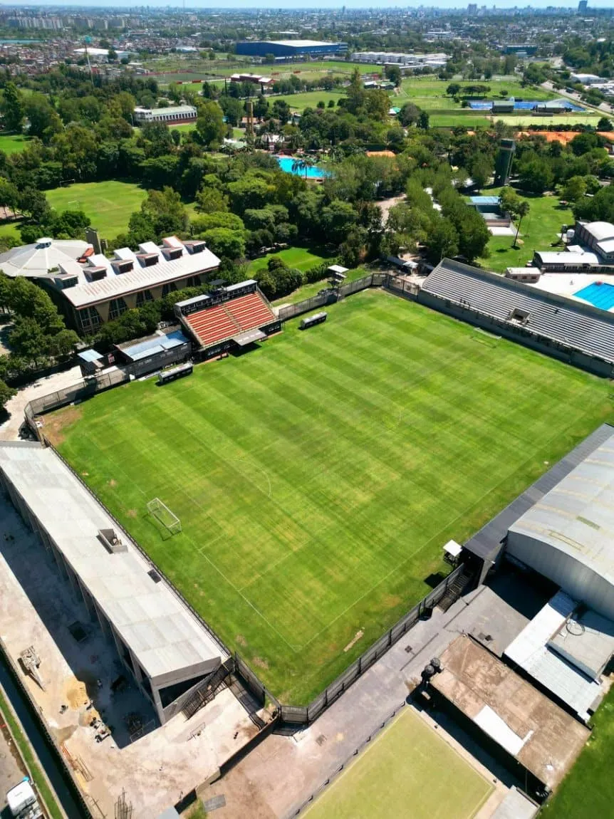 Riestra - Guillermo Laza