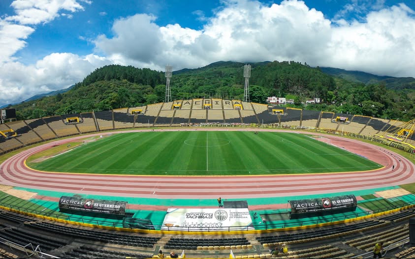 Polideportivo Pueblo Nuevo
