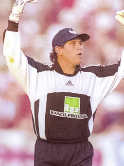 CÁCERES, Walter Adrián